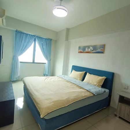 K. Riverfront Apartment Ipoh Extérieur photo