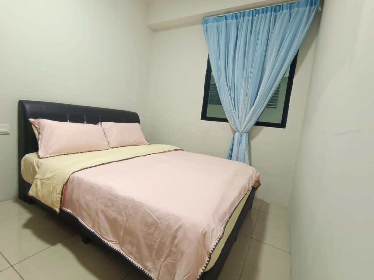 K. Riverfront Apartment Ipoh Chambre photo