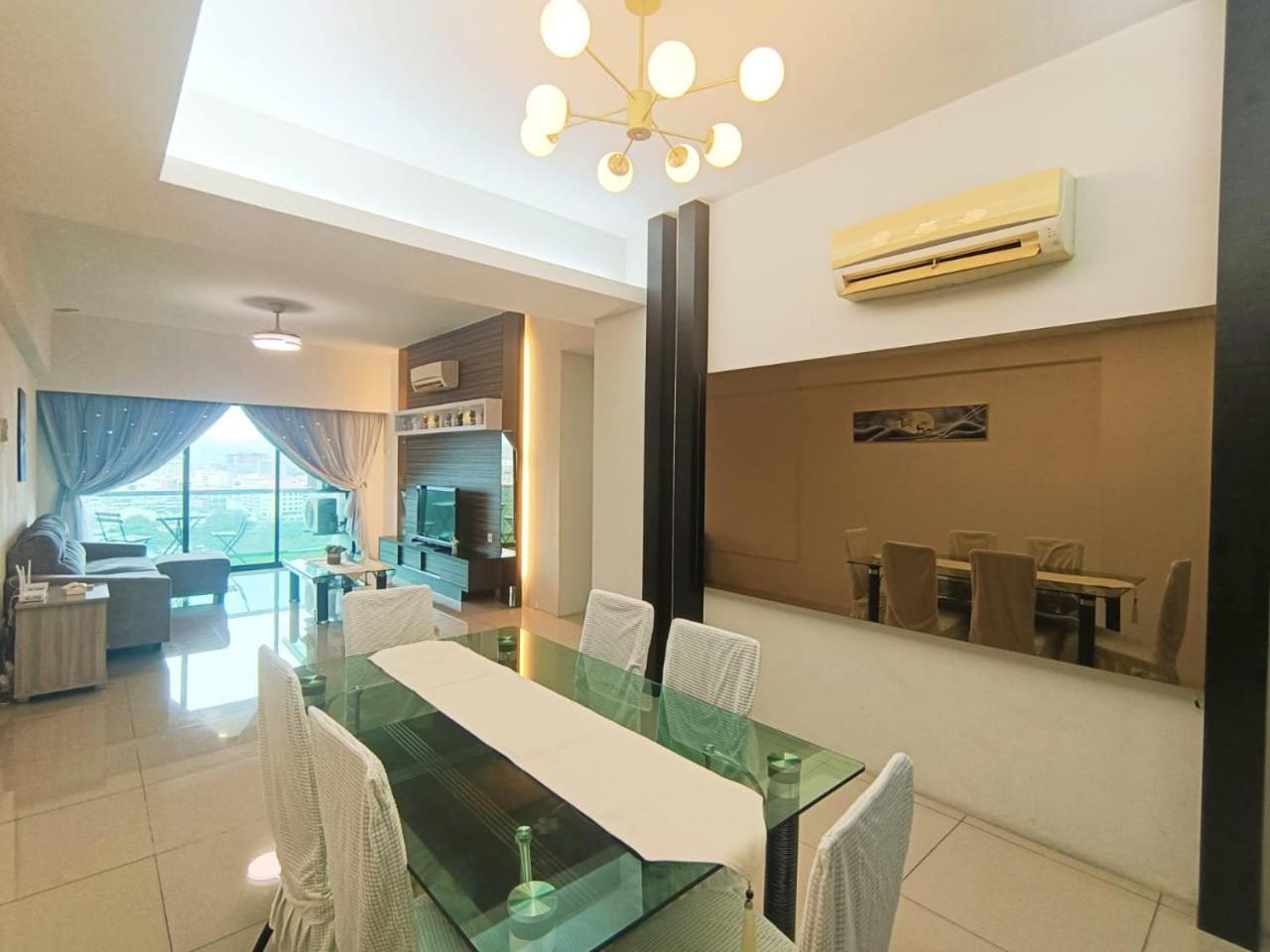 K. Riverfront Apartment Ipoh Extérieur photo